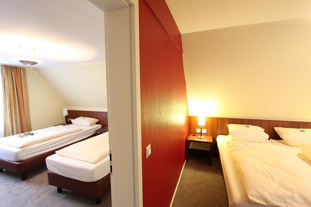 Akzent Hotel Jonathan 립슈타트 객실 사진